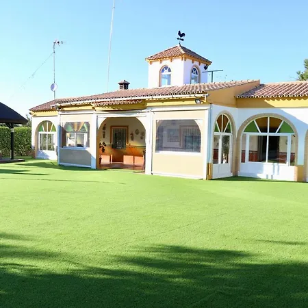 Macarena Сasa de vacaciones Espera